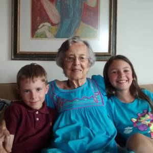 Meet your Posher, Laurie